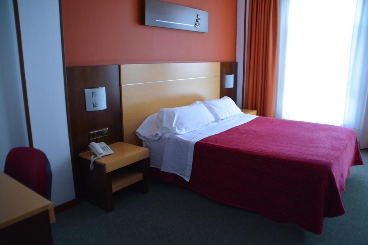Loop Inn Hotel Santiago De Compostela Exterior foto