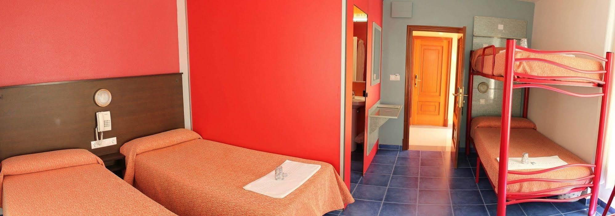 Loop Inn Hotel Santiago De Compostela Exterior foto